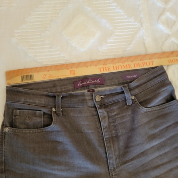 Gloria Vanderbilt Amanda Straight-Leg Gray Jeans - Picture 2 of 6